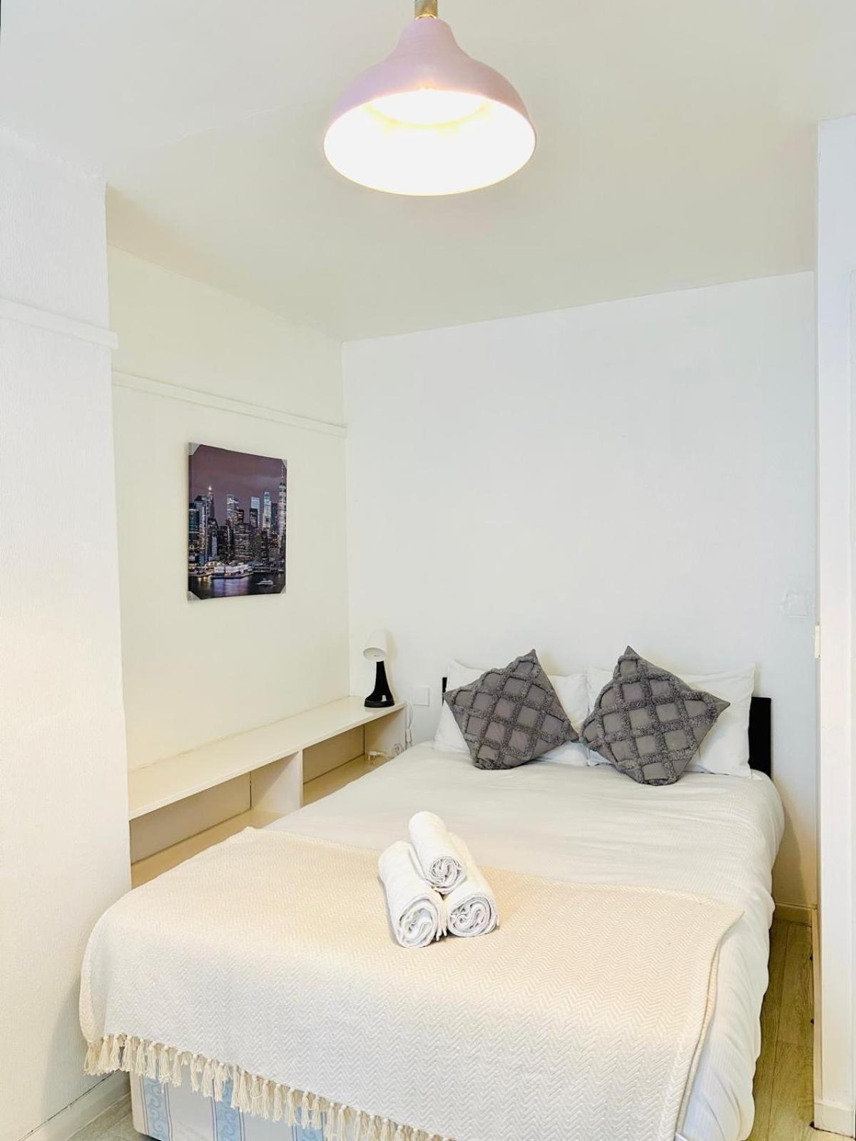 Whites Inn Londra Exterior foto